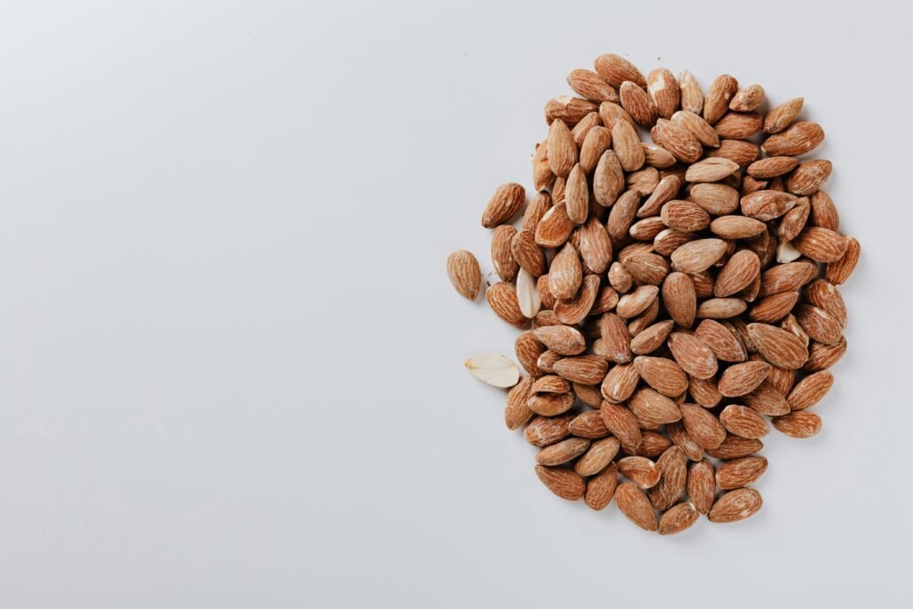 Best anti-aging foods: almonds