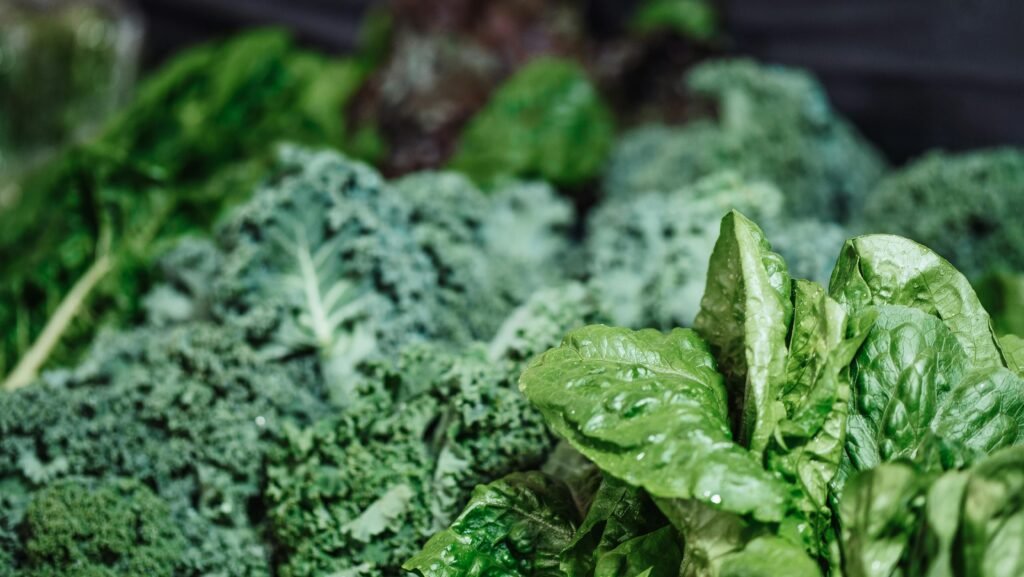 Best anti-aging foods: leafy greens