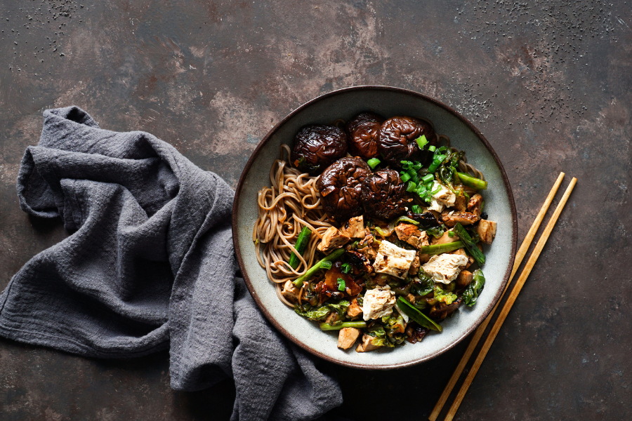 Stir-fry with tofu, veggies, mushrooms and soba noodles. - Healthy Plate Dinner